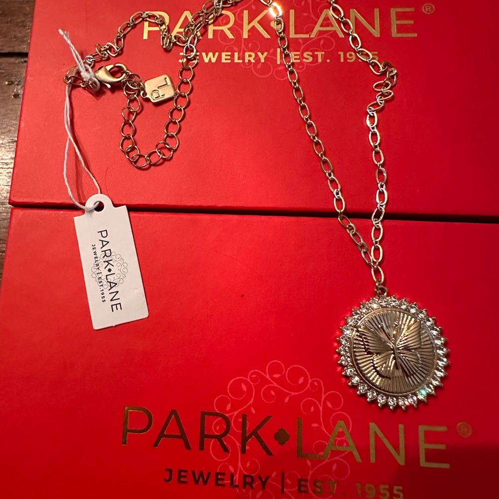 Park Lane Gold Necklace with Radiant Pendant